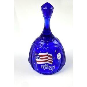 Fenton Glass Stars & Stripes Let Freedom Ring Cobalt Blue Bell BV0620